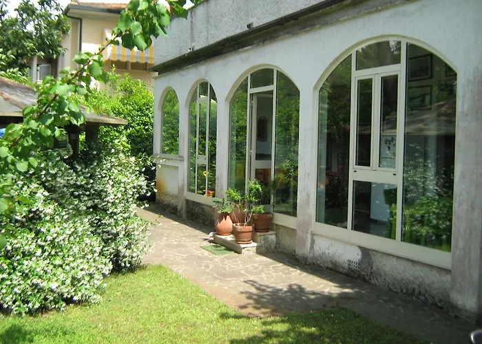 Villa Marina Di Pietrasanta